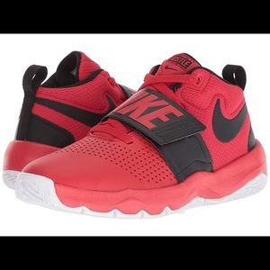 Nike sneakers boys size 3.5y brand new